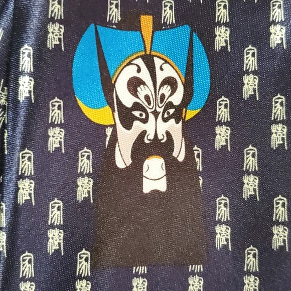 Chinese Opera Masks necktie - Picture 3 of 8